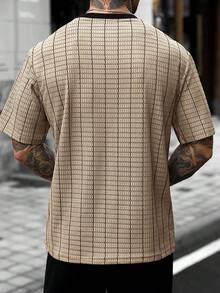 Manfinity CasualCool 男士條紋提花短袖圓領T恤，休閒度假、居家、運動、戶外、派對、聚會，簡約百搭，舒適面料，適合自穿或送禮給朋友 - 卡其色 - 查看 2