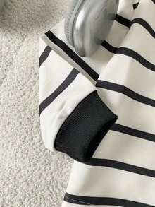 男童春秋條紋刺繡可愛熊圖案衛衣，簡約休閒風，翻領半開襟長袖套頭上衣搭配黑色長褲套裝，適合外出、居家休閒與日常運動穿著 - 彩色 - 查看 5