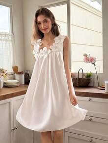 Snug Reverie 3D Floral Decor Collar Loose Fit Women's Nightgown - White - View 1
