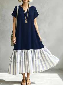 SHEIN LUNE CURVE 大尺碼女款夏季寬鬆極簡休閒度假V領短袖喇叭袖藍色拼接條紋雙層荷葉邊修身遮肉長洋裝 - 藍色 - 查看 3