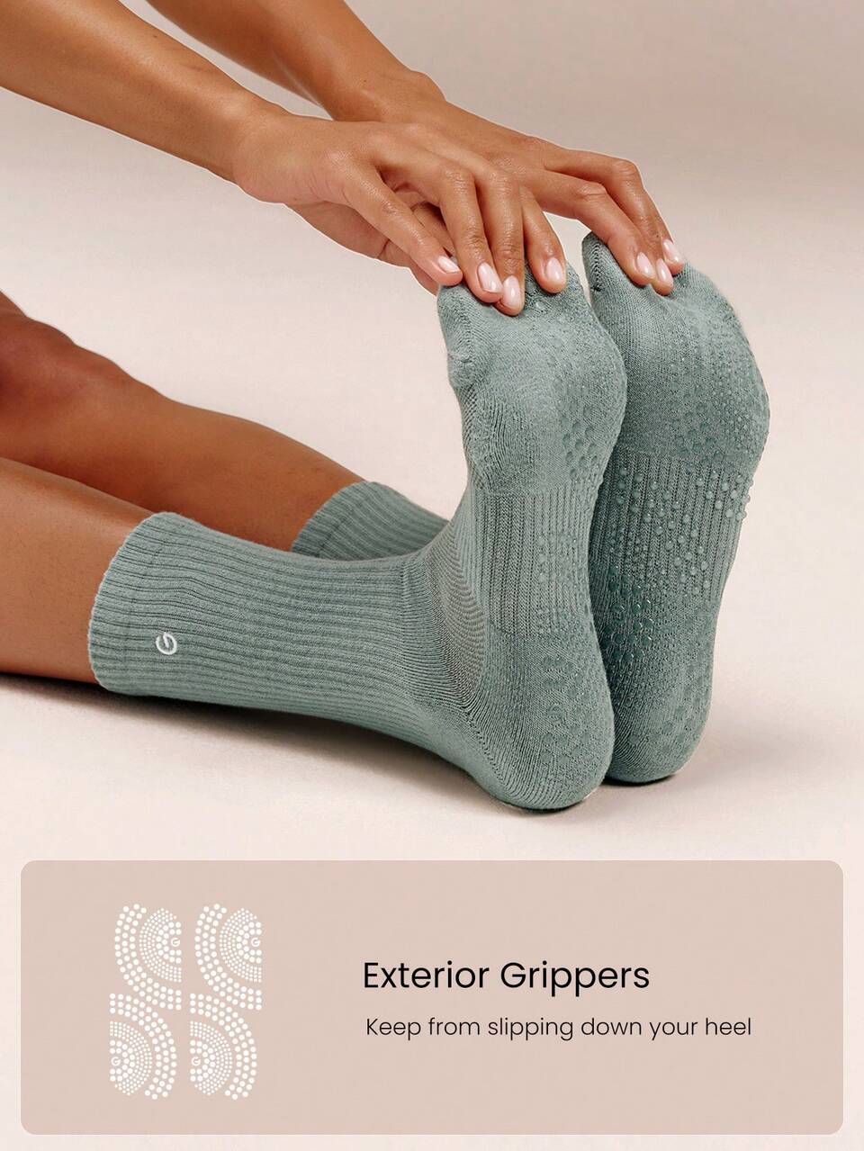 Make A Move Grip Scrunch Crew Socks