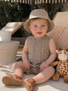 SHEIN 2pcs Baby Boy/Girl Summer Colorful Striped Sleeveless Romper Shorts Set With Bucket Hat, Casual Vacation Outfit - Khaki - View 2