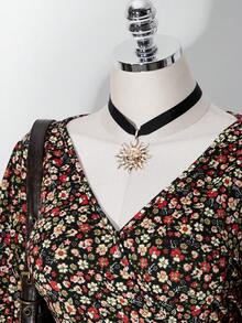 SHEIN ICON Women's Plus Size Floral Patchwork Ruffle Trim T-Shirt - Black - View 8
