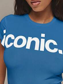 MUSERA 圖案印花「Iconic」修身圓領短袖T恤 春夏度假節慶日常穿搭可愛外出休閒Y2K風 - 藍色 - 查看 6
