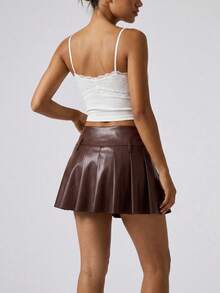 DAZY Rok Mini Wanita Warna Polos Berlipit dari Kulit PU, Modis, Serbaguna, Cocok untuk Kencan & Bepergian di Musim Gugur - Coklat - View 7