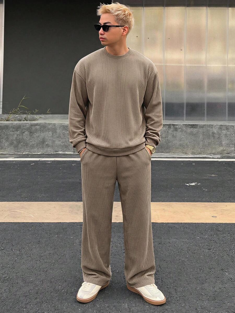 DAZY 夏季純色紋理布料彈性腰男士T恤套裝 - 卡其色 - 查看 1
