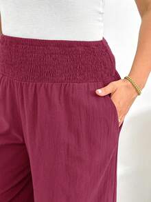 Shapeblank Plus Size Women's Solid Color Waist Gathered Pocket 3/4 Length Pants - Burgundy - View 5