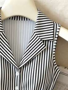SHEIN Franclia 女士优雅法式针织条纹 Polo 领连体衣，纽扣系带设计，适合夏季海滩、度假和休闲穿着。 - 藏蓝色 - 查看 5