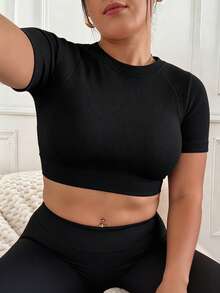 Solea Cove Women's Plus Size Solid Color Raglan Short Sleeve Cropped Sports T-Shirt Gym Sports Black Summer - Black - View 3