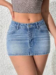 SHEIN PETITE 女款休閒口袋貼身短牛仔迷你裙，適合嬌小女性 - 中等水洗藍 - 查看 3