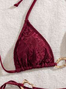 SHEIN Swim 春夏女款兩件式泳衣套裝，性感度假風優雅浪漫掛脖綁帶蕾絲金屬環沙灘泳裝套裝 - 酒紅色 - 查看 3