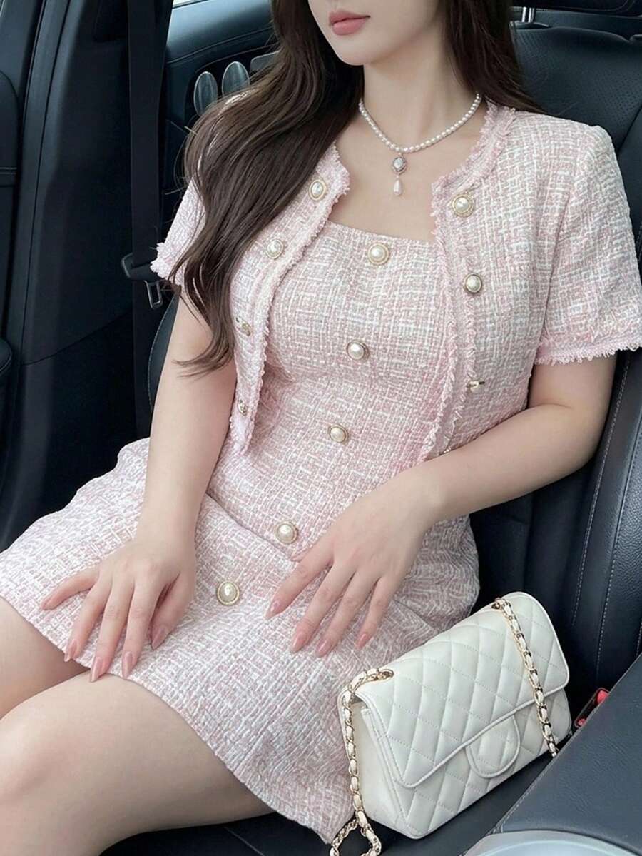 Vibekara 大尺碼女款優雅提花仿珍珠鈕扣洋裝 + 外套兩件套，厚實粗花呢面料，適合上班、通勤、約會、聚會 - 粉色 - 查看 1