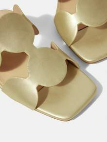 MOTF SIMPLE AND GENEROUS, FASHIONABLE AND VERSATILE, CASUAL WORKPLACE COMMUTER WOMEN'S HIGH-HEELED SANDALS - Gold - View 4