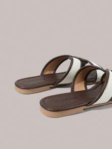 Styleloop Women Shoes Multi-Colored Canvas Splicing Square Toe Flat Bottom Cross Sandals, Simple Casual Style, Suitable For Daily Commuting, Vacation Travel - Brown - View 6