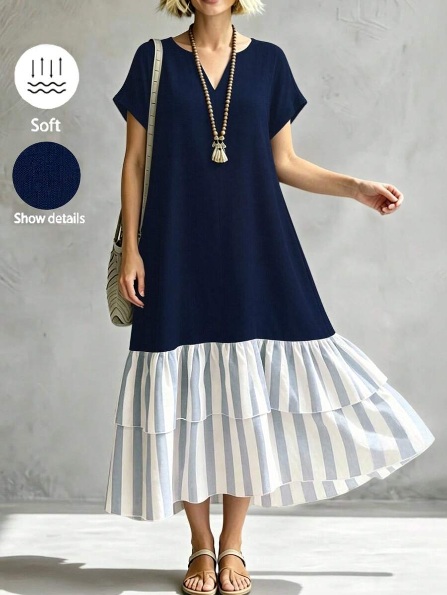 SHEIN LUNE CURVE 大尺碼女款夏季寬鬆極簡休閒度假V領短袖喇叭袖藍色拼接條紋雙層荷葉邊修身遮肉長洋裝 - 藍色 - 查看 1