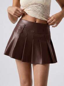 DAZY Rok Mini Wanita Warna Polos Berlipit dari Kulit PU, Modis, Serbaguna, Cocok untuk Kencan & Bepergian di Musim Gugur - Coklat - View 1