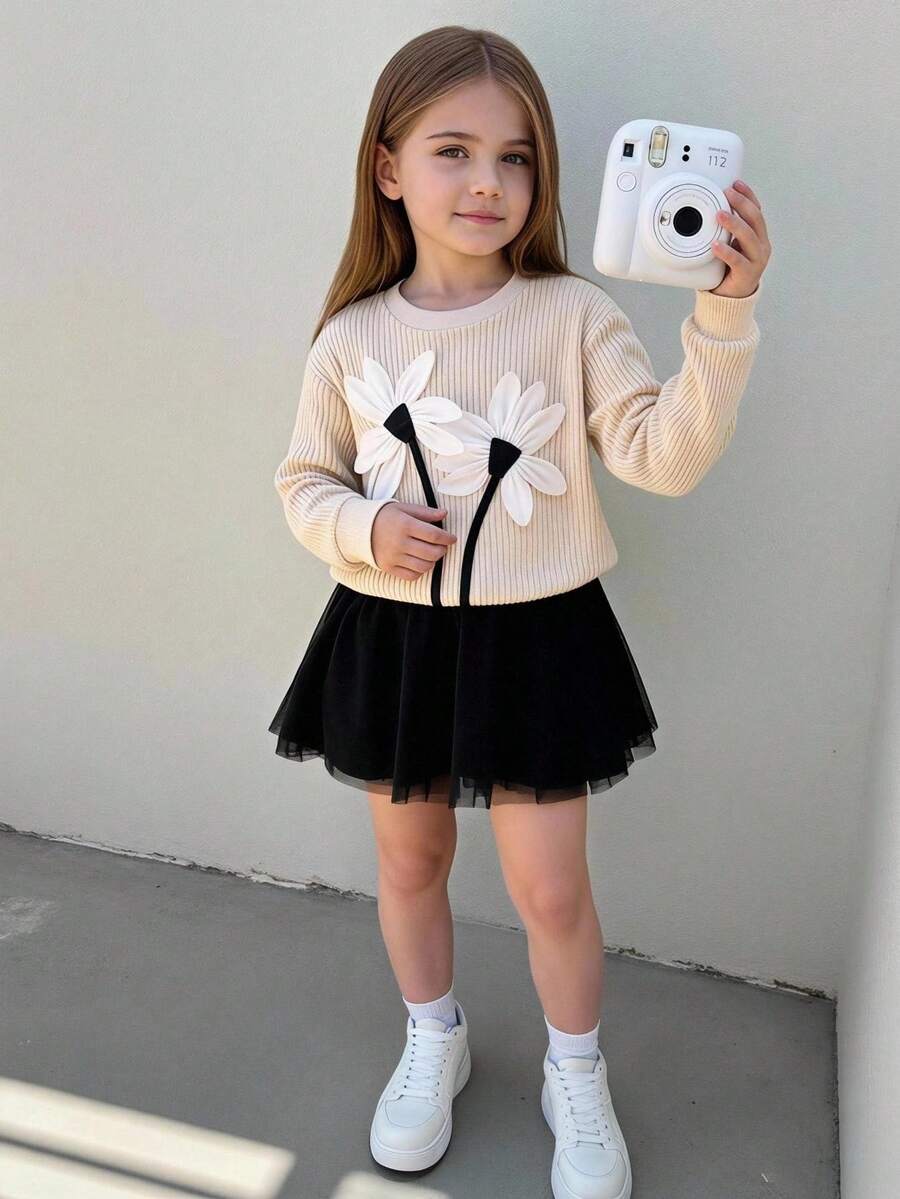 Elladie kids 2件組少女長袖針織上衣與網紗裙套裝,杏色3D花朵毛衣搭配黑色薄紗裙,夏季校園返校穿搭 - 杏色 - 查看 1