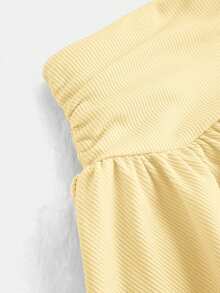 SHEIN 青少年女孩夏季可愛休閒灰色套裝：短袖短版上衣與百褶迷你裙，夏季 - 黃色 - 查看 3