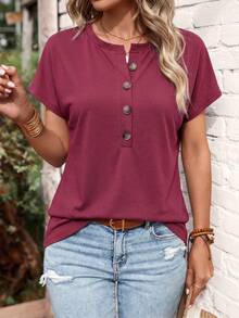 Zayélia Kaos Henley warna Dusty Rose lengan pendek, kancing sebagian di bagian depan, potongan longgar. Kasual untuk liburan musim panas. - Merah - View 3