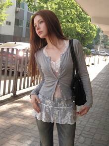 Sweetina 2pcs/Set Kardigan Rajut Lengan Panjang Wanita & Atasan Camisole Bertali Renda - Grey - View 2