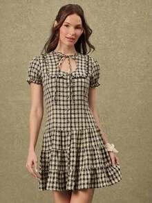 WESTFADE Tie Neck Button Front Short Puff Sleeve Tiered Ruffle Drop Waist Plaid Gingham Mini Dress, Western, Female Country Look, Cowgirl, Rodeo, Fall, Autumn - Black - View 4