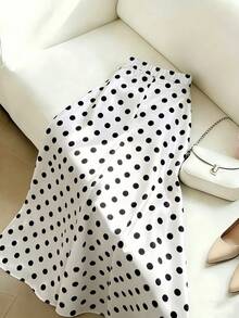 GlowEve CURVE Versatile Premium Metal Buckle Decor Plus Size Polka Dot Women's Skirt Fall - Black and White - View 2