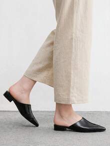 CUCCOO BIZCHIC Minimalist Style, Black Pointed Toe And Low Heels, Mules, Wearing Versatile Bright Leather, Slouchy Half-Towed Closed Toe Sandals - Black - View 3