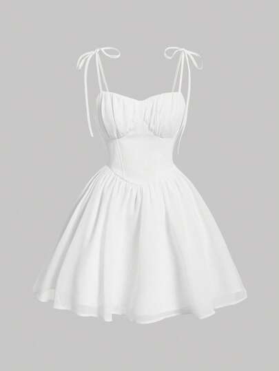 SHEIN X YERIMUA SHEIN MOD 女士抽褶胸部牛奶女僕背心連衣裙