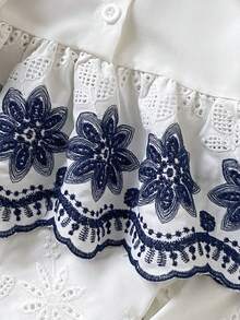 SHEIN Playful Pals 女嬰可愛娃娃風大領口前開襟刺繡下擺彈性腰帶刺繡袖口長袖長褲套裝 春秋款 - 藍白色 - 查看 6