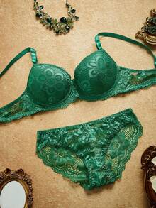 PinupPomp 2pcs Women's Lingerie Set (With Underwire Bra, Triangle Panty) - Green - View 3