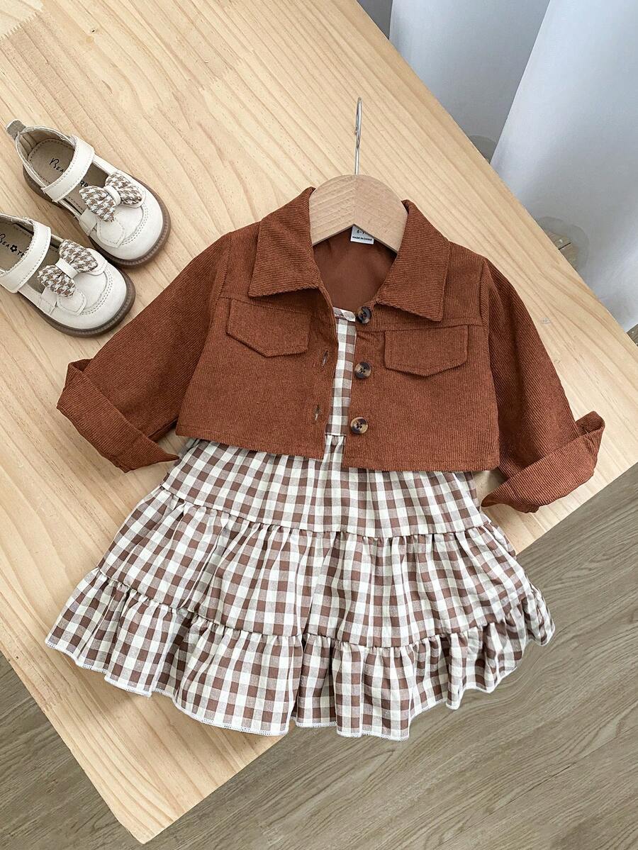 SHEIN Playful Pals 女嬰休閒格紋背心裙搭配燈芯絨長袖夾克套裝 - 棕色 - 查看 1