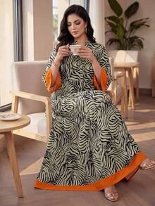 SHEIN Lady CURVE Gaun Pesta Kasual Wanita Ukuran Besar dengan Leher V Berlekuk dan Motif Cetak Seluruh Permukaan, Elegan untuk Musim Gugur - MultiWarna - View 6