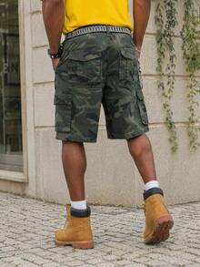 Manfinity EZcore Men Plus Size Casual Street Style Multi-Pocket Distressed Camouflage Wide Leg Denim Shorts - Army Green - View 2