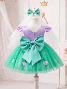 SHEIN Glamorique Kids 女嬰公主洋裝，淡紫色緞面搭配薄荷綠薄紗裙，背後可拆卸蝴蝶結，飾有多款粉紫色貝殼刺繡貼花，適合女嬰生日派對、家庭照、家庭聚會、參加婚禮及其他重要場合，夏季短洋裝畢業舞會度假穿搭 - 綠色 - 查看 3