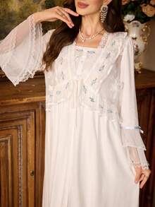 PalaceNights Court Style Heavy Embroidery Fabric Lace Women's Set - White - View 4