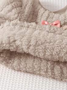 Cozy Pixies Baby Girl Cartoon Bear Pattern Fleece Lined Thick Crew Neck Long Sleeve Pullover Top And Elastic Waist Long Pants 2-Piece Set, Comfortable Versatile Fashionable Daily Cute Bear Pattern Minimalist Basic Style, Suitable For Indoor, Outdoor Skiing, Daily, Sports, Play, Party, Photography, Holiday, Christmas - Apricot - View 8