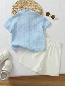 SHEIN 2pcs/Set Young Boy Outfit Set, Textured Woven Stand Collar Button Down Light Blue Shirt & Solid White Elastic Waist Shorts, Preppy Summer Kids Casual - Blue - View 2
