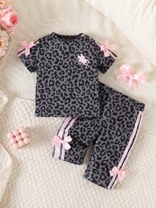 SHEIN 新生女嬰粉黑時尚套裝 短袖上衣配3D蝴蝶結 可愛套裝 適合0-9個月嬰兒 - 深灰色 - 查看 8