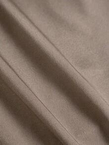 SHEIN Raffinéa Top de verano nuevo y sexy para mujer con cuello de metal drapeado, tela drapeada con pecho fruncido, decoración de anillo de metal y diseño de recorte para sofisticación, ajuste corto que ciñe la cintura para citas y ocasiones de fiesta, top de tirantes marrón, top de tirantes de metal, top sexy para fiesta - Marrón Mocha - Ver 5