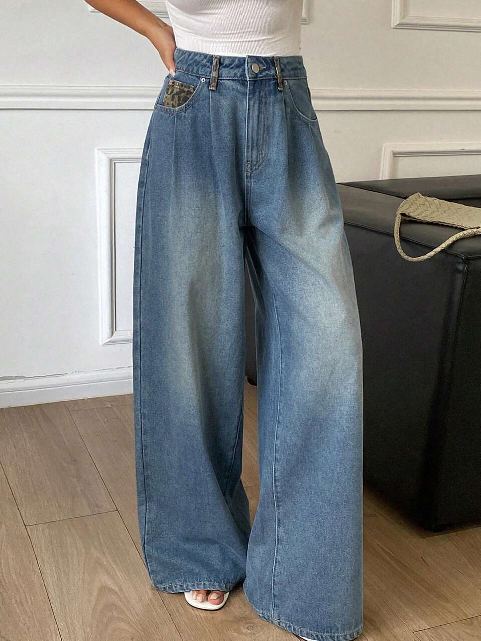 Women's Loose Wide Leg Jeans With Patchwork Leopard Print Pockets, Pleated Washed Denim, Casual Streetwear Vacation Long Pants For Spring And Autumn