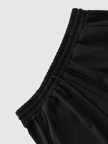 ROMWE MEN Street Life Pantalones de chándal casuales para hombre talla grande con estampado de cruz y cintura con cordón - Negro - Ver 8