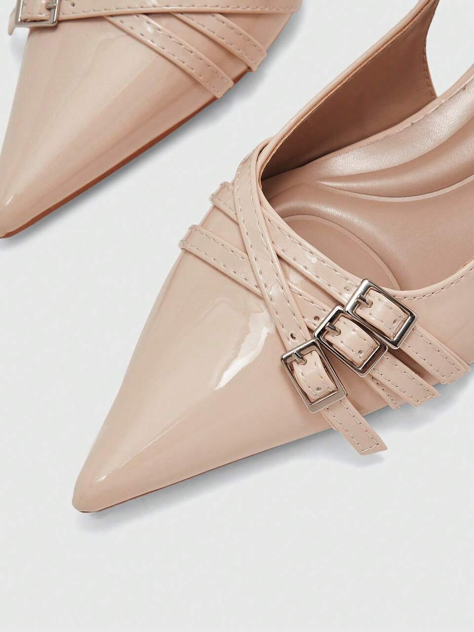 CUCCOO BIZCHIC Glossy Pointed Slingback Sandals Women, Retro Buckle Wedge Heel Low Vamp Shoes, Temperament Low Heel Closed Toe Women's Shoes