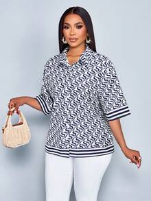 SOLERSUN Elegante Damen Bluse im Vintage-Stil mit Monogramm-Print, kurzen Ärmeln und Knopfleiste, marineblau-weiß, für den Sommer, ideal für romantische Abende. - Blau - Übersicht 9