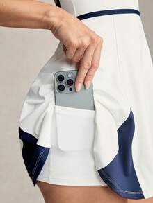 Activina Set da donna con abito sportivo senza maniche con colletto polo bianco + pantaloncini sportivi aderenti - Bianco - Visualizzare 8