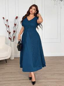 Modelyn Gaun Minimalis Warna Polos Jala Jacquard Leher V Lengan Pendek 2 in 1 Pinggang Ramping Musim Semi/Panas Ukuran Besar - Teal Blue - View 5