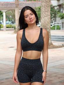 Nelanie Turli 2pcs Leopard Print Twist-Knot Bra And Shorts Sports Set Workout Women Sets - Multicolor - View 1