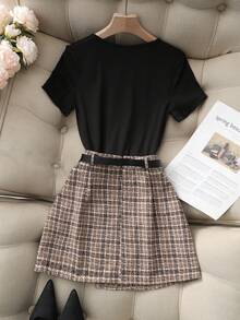 Franclia 女士优雅V领短袖T恤和格子系带短裙套装，适合日常通勤和约会 - 彩色 - 查看 2