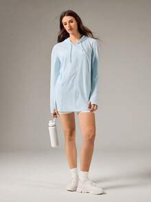 OutZeal 女款防曬外套 戶外徒步休閒涼感 UV 防護 臀長連帽夾克 春夏款 - 淺藍色 - 查看 6