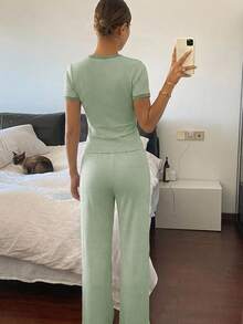 DAZY 女款條紋圓領短袖上衣與口袋長褲居家休閒套裝 - 綠色 - 查看 2