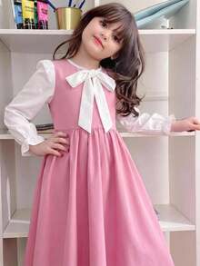 SHEIN Tween女孩優雅日常百搭舒適拼接對比色蝴蝶結領長袖洋裝，小學校服圍裙裙 - 粉色 - 查看 5